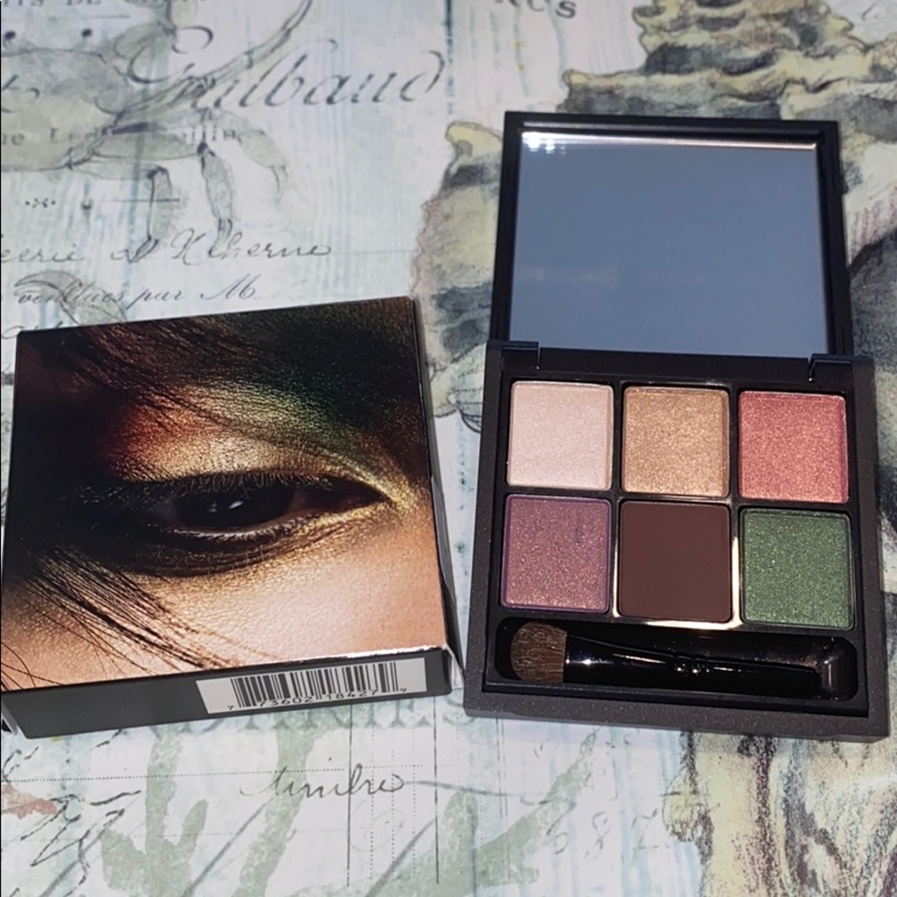 MAC COSMETICS BNIB TRIP WARM EYE eyeshadow Palette VERY RARE LIMITED